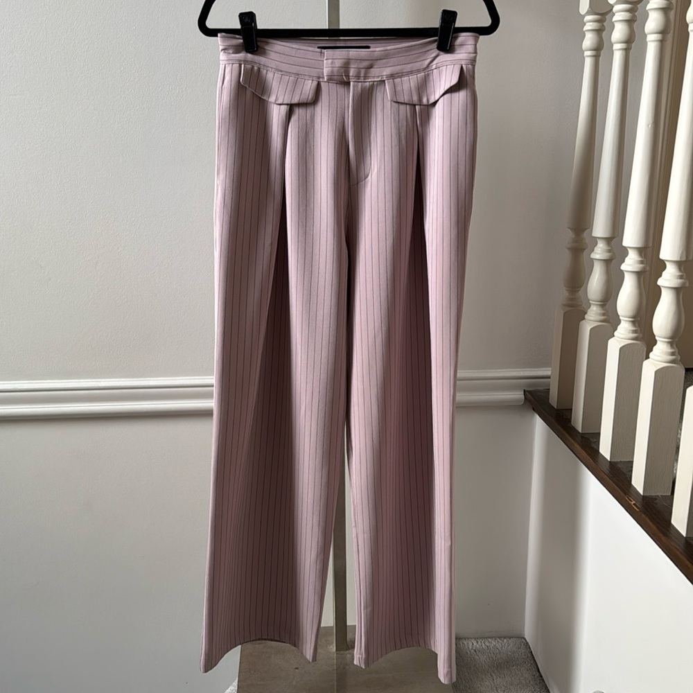Lioness NYC pant in pink pinstripe sz S